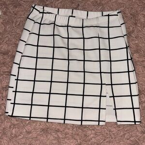 SHEIN plaid mini skirt size xs